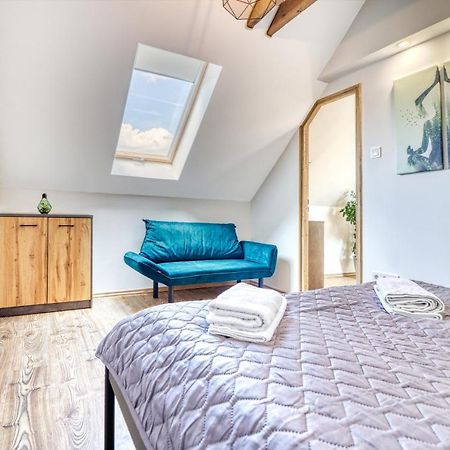 Zenloft Apartman Eger Esterno foto